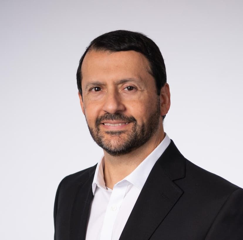 Portrait of Ricardo Monardez